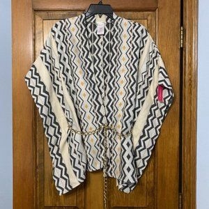 NWT * Kimono Style Wrap